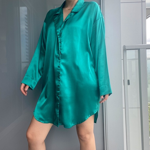 Vintage Dresses & Skirts - Vintage Green Forest Shirt